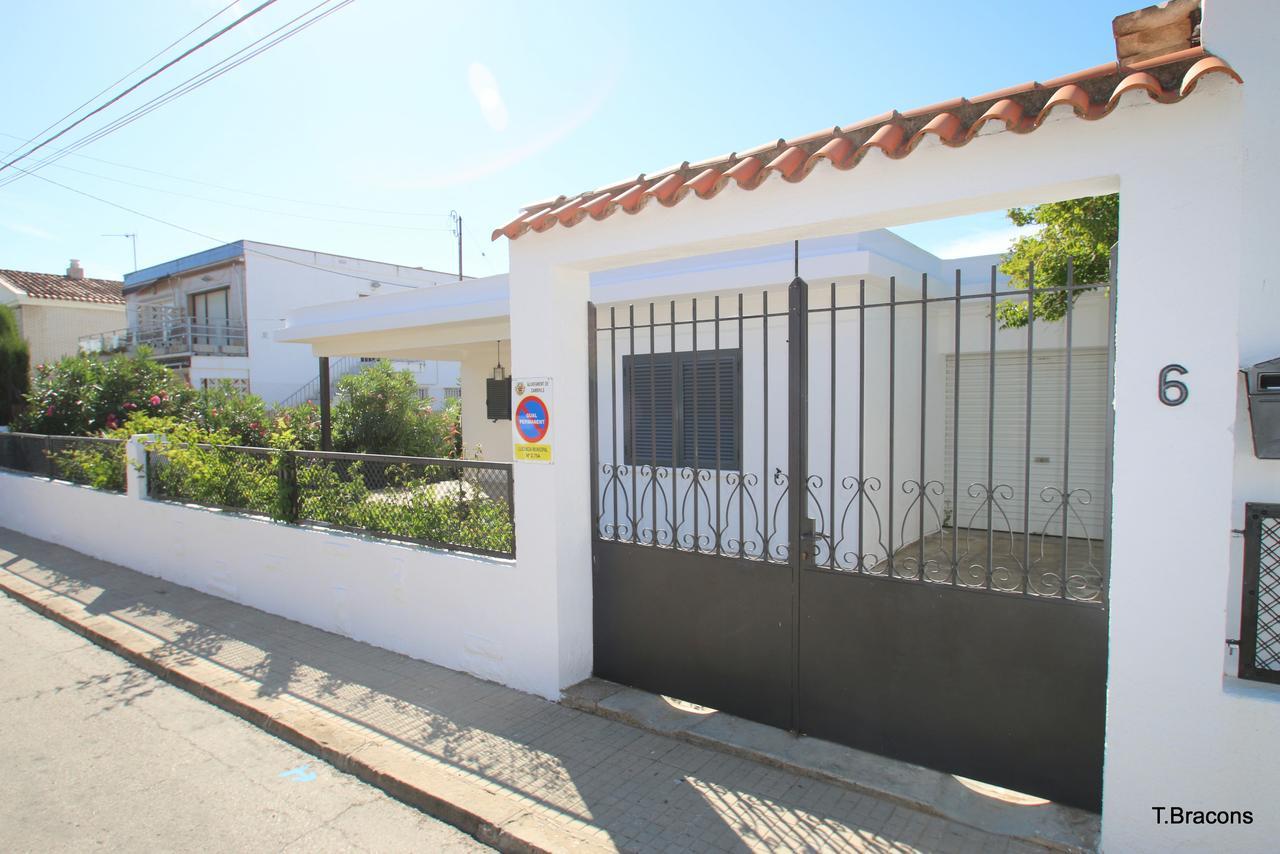 Villa Sonia Cambrils Bagian luar foto