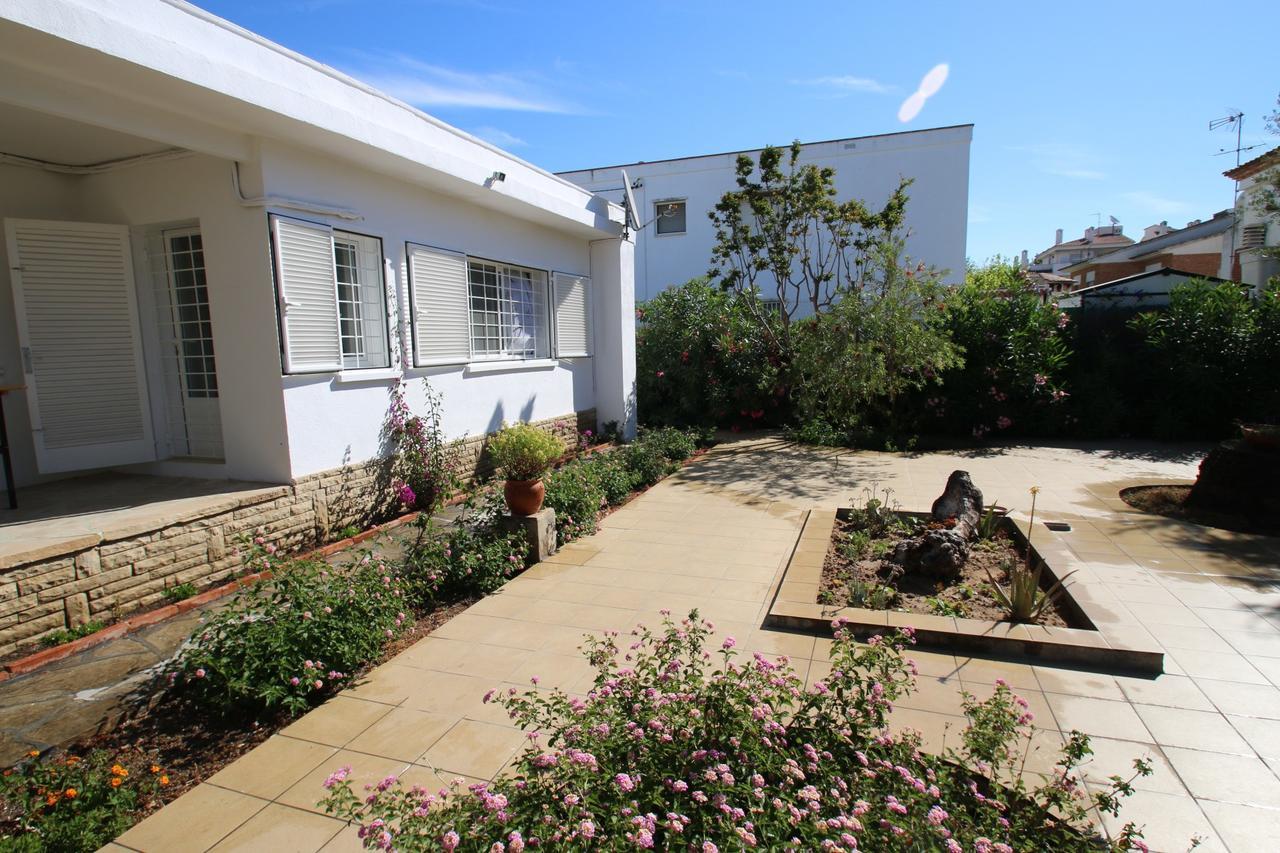Villa Sonia Cambrils Bagian luar foto