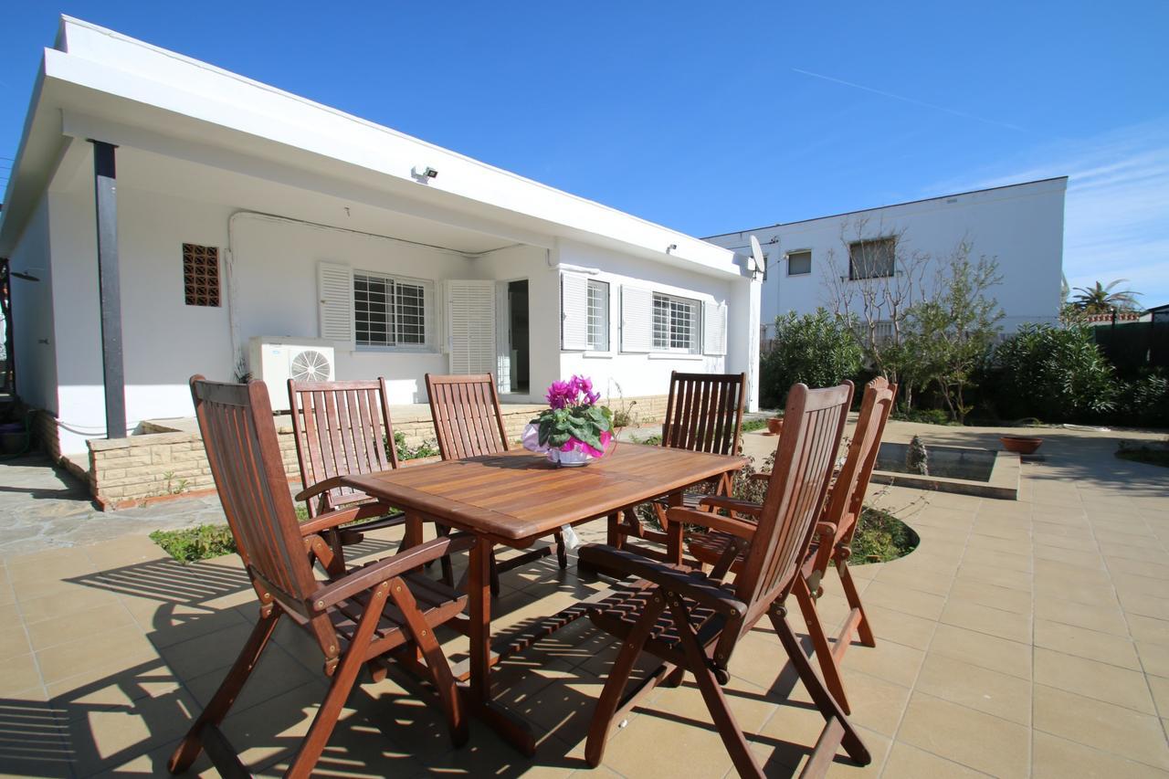 Villa Sonia Cambrils Bagian luar foto